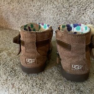 UGG Libbie Chestnut Suede Fur Bow Zip Booties Ankle Boots Kids Size 8 1005151T